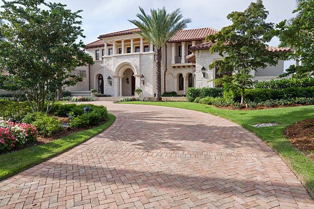 Best Professional Driveway Pavers  in Garden City, MO